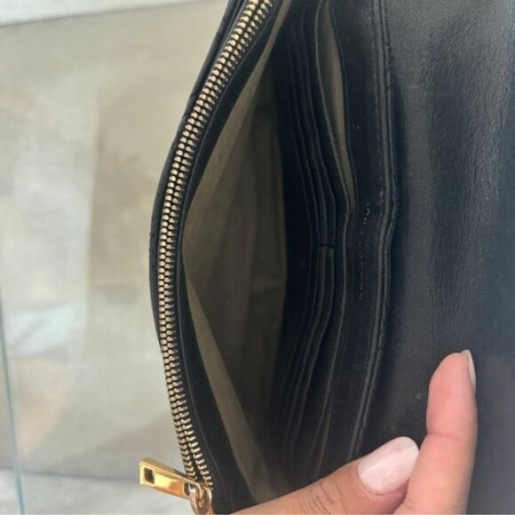 Marc Jacobs Quilted Crossbody Bag in Black - Picture 7 of 15